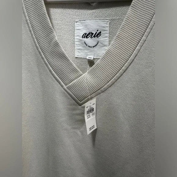 ⭐️SOLD⭐️NWT Aerie House Party Sweatshirt - Picture 11 of 15